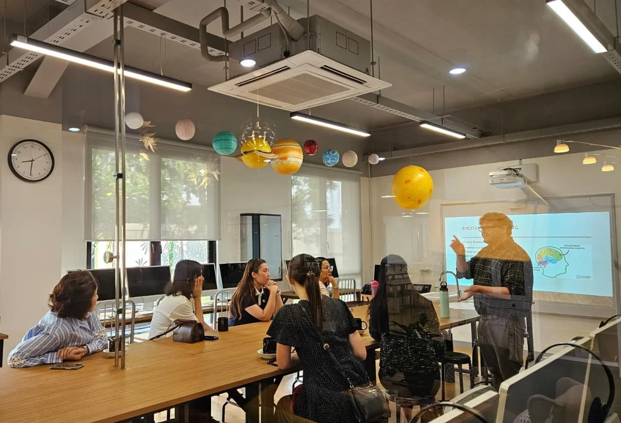 ISJ parents taking part in the Emotional Regulation and Behaviour Workshop